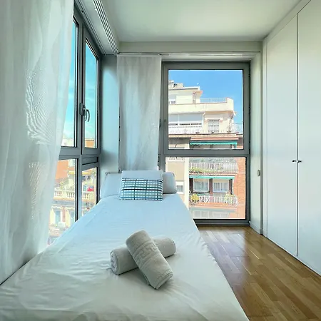 U-nique Dega Bahi Barcelona